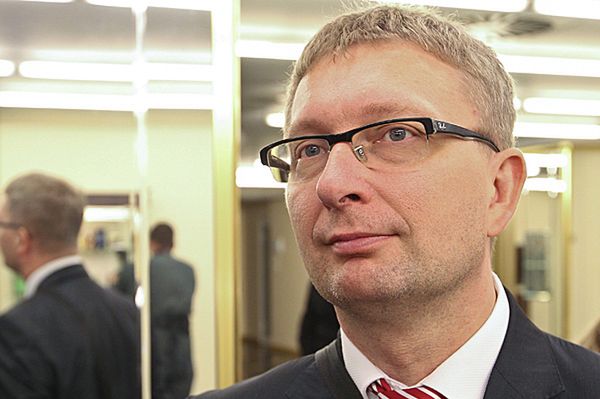 Poseł PiS Artur Górski szuka "bliźniaka genetycznego"