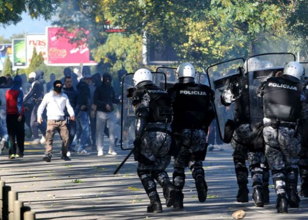 60 osób rannych w starciach na paradzie gejów