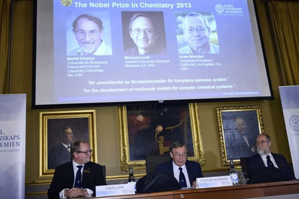 Nobel z chemii za komputerowe modele układów chemicznych