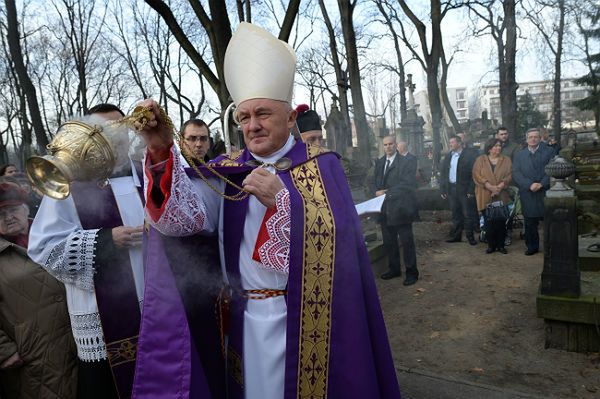 Kard. Kazimierz Nycz: świętość nie jest obok życia