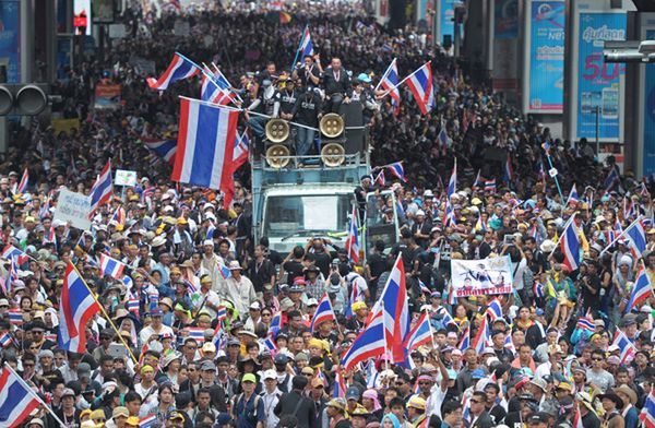Eksplozja w czasie marszu demonstrantów w Tajlandii - są ranni