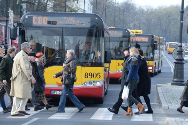 Protesty przeciwko Karcie Warszawiaka