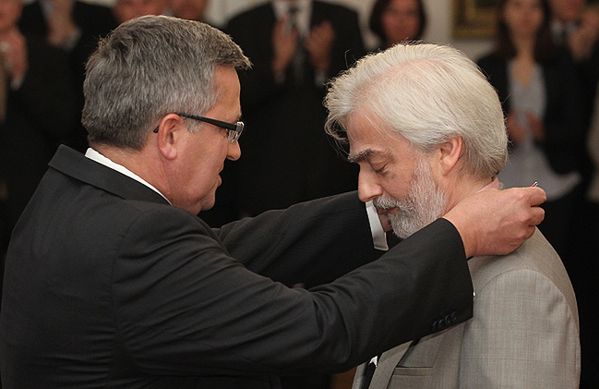 Prezydent Bronisław Komorowski odznaczył Krystiana Zimermana Krzyżem Komandorskim