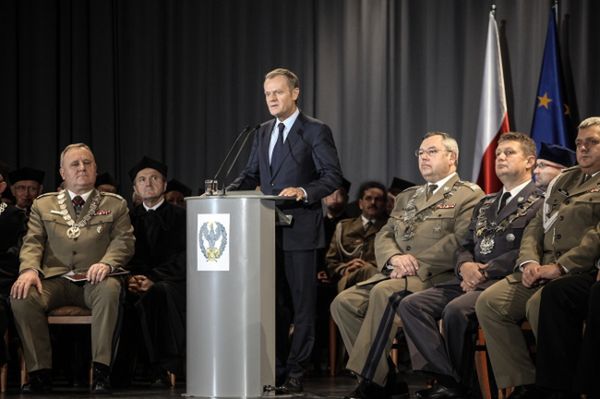 Donald Tusk: zapewnienie bezpieczeństwa najważniejszym zadaniem władzy