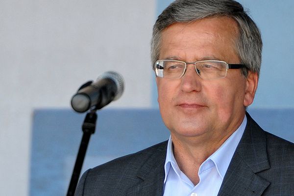 Bronisław Komorowski pręży muskuły