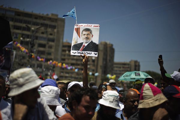 Żona obalonego prezydenta Egiptu Mohammeda Mursiego po raz pierwszy wystąpiła publicznie