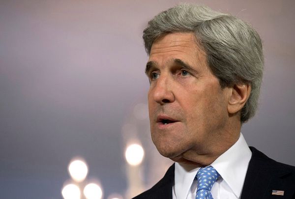 John Kerry: uwolnienie obserwatorów OBWE to dobry krok, ale potrzeba kolejnych