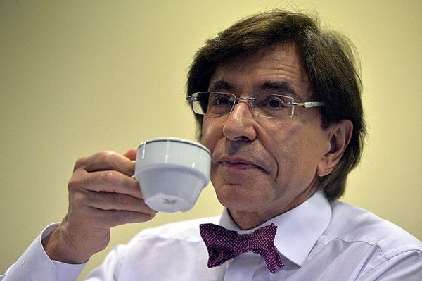 Włamanie na skrzynkę premiera Belgii Elio Di Rupo. E-maile przesłane mediom