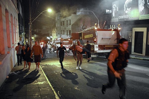 Co najmniej 232 osoby zginęły w pożarze w nocnym klubie w Brazylii