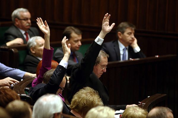 Klub PiS chce przełożenia sejmowej debaty ws. odwołania Arłukowicza