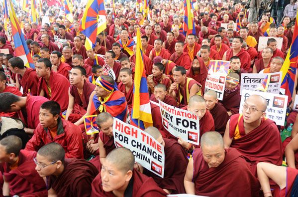 Chiny zatrzymały 70 Tybetańczyków za samopodpalenia