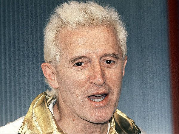 B. gwiazdor BBC Jimmy Savile dopuścił się ok. 200 przestępstw seksualnych