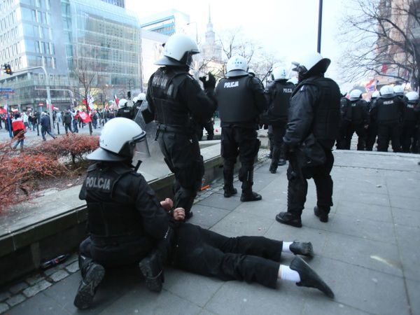 Rzecznik ONR Marian Kowalski: policja potraktowała nas jak faszystów