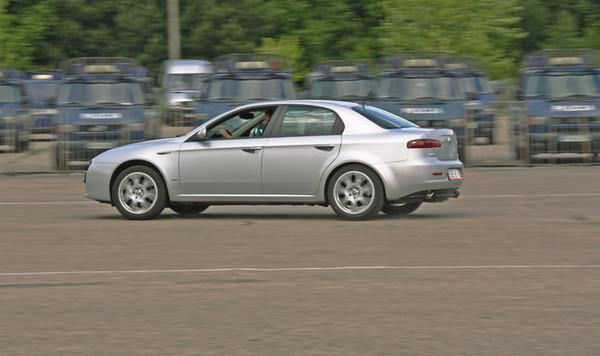 Test: Alfa Romeo 159 - stylowy radiowóz