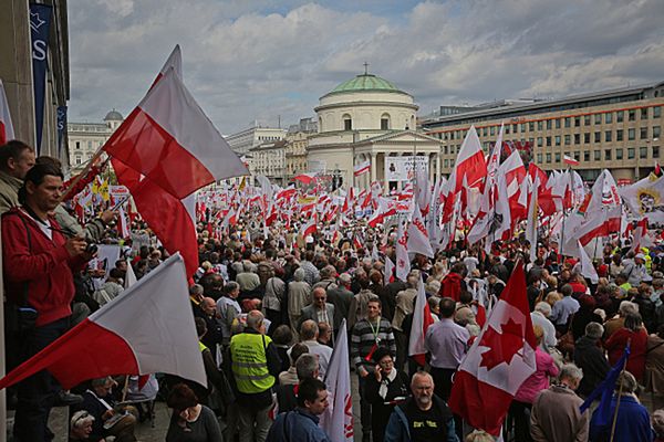 Politycy podzieleni w ocenie marszu "Obudź się Polsko!"