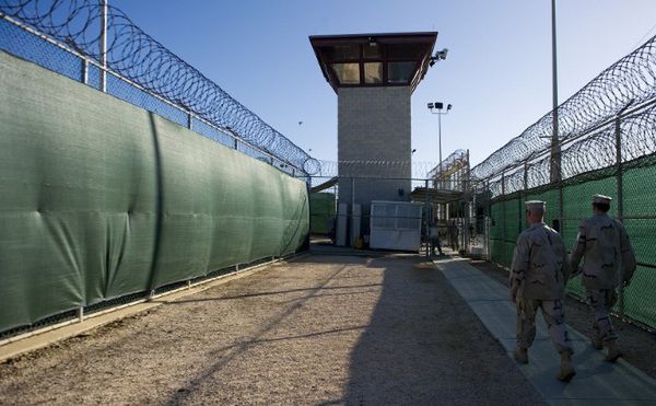 USA przekazały Algierii dwóch więźniów Guantanamo