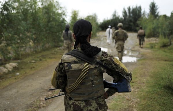 Żołnierze NATO coraz częściej giną z rąk afgańskich kolegów