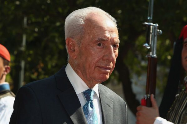 Peres prosi Gaucka o wsparcie w sporze o obrzezanie dzieci