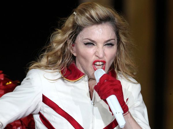 Antygejowscy działacze domagają się 10 mln dolarów od Madonny