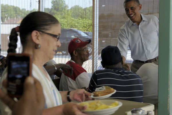 Restauratorka zmarła po podaniu śniadania Obamie
