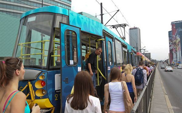 ZTM sprawdza klimatyzację w autobusach i tramwajach