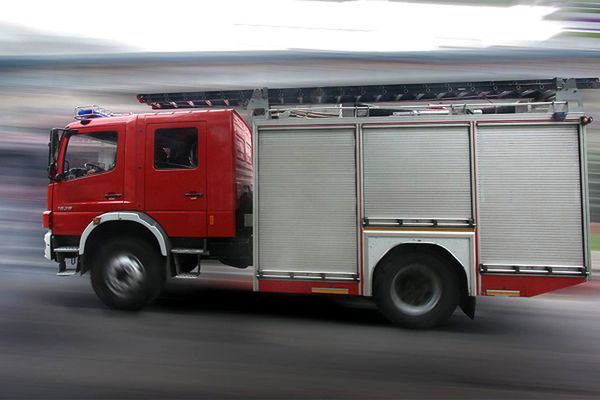 Pożar w kamienicy w centrum Świdnicy. Nie żyje jedna osoba