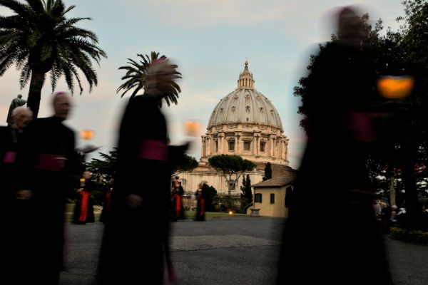 Watykan postawi przed sądem sprawców wycieku tajnych dokumentów