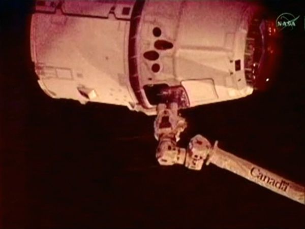 Prywatny transportowy statek kosmiczny dotarł do stacji ISS
