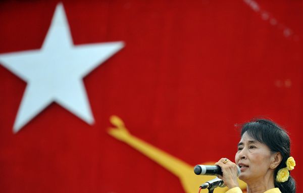 Aung San Suu Kyi potwierdza, że będzie ubiegać się o prezydenturę