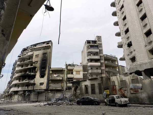 Syria: Hims pod ostrzałem, walki w Idlibie