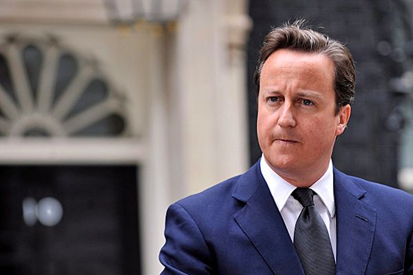 Premier Wielkiej Brytanii David Cameron: sankcje "dla kumpli" Władimira Putina