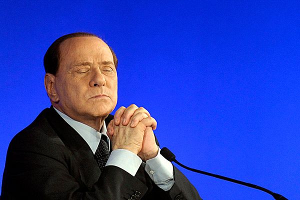 Berlusconi zmienił miejsce zameldowania. Szykuje sie na areszt domowy?