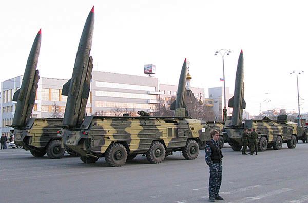 Korea Północna wystrzeliła trzy rakiety