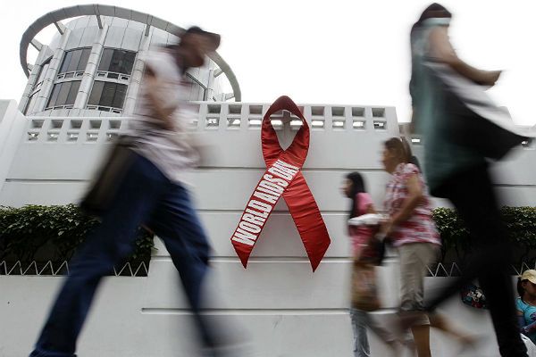 Watykan zna najskuteczniejsze lekarstwo na AIDS