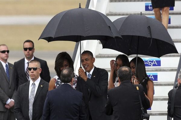 Barack Obama rozpoczął historyczną wizytę na Kubie