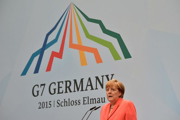 Państwa G7 grożą Rosji dalszymi sankcjami. Merkel: wszystko zależy od Rosji