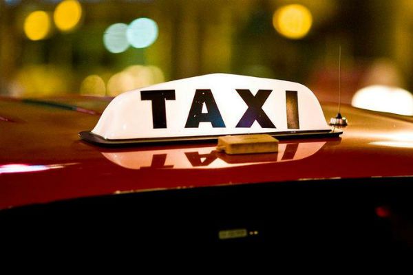 Uczciwość taksówkarzy w Poznaniu sprawdzisz kodem QR