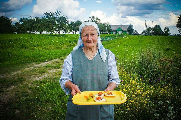 Wzruszające zdjęcie Polki mieszkającej na Litwie. Zbierają żywność dla rodaków na Kresach