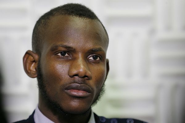 Malijczyk, który uratował zakładników, odebrał francuskie obywatelstwo