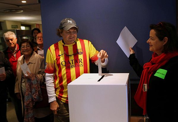 Katalończycy zagłosowali za niepodległością