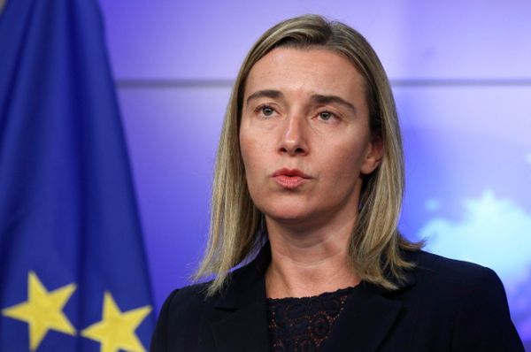 Federica Mogherini wzywa Rosję, by uniemożliwiła napływ posiłków na Ukrainę
