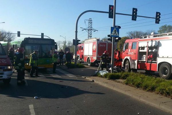Tragiczny wtorek w Poznaniu: rano zginął motocyklista, wieczorem pieszy