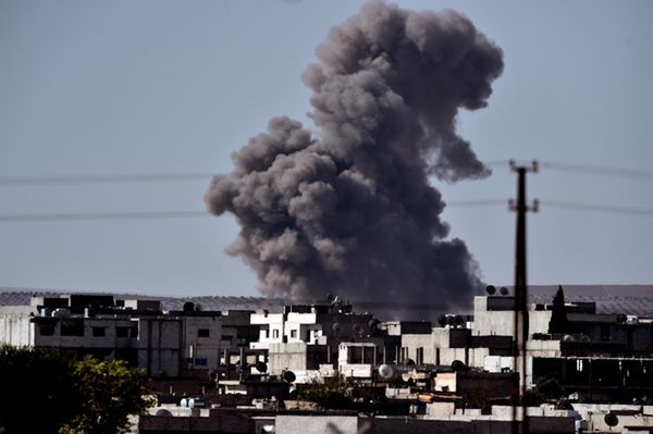 Kobane bliskie upadku. Prezydent Turcji wzywa do operacji lądowej przeciwko Państwu Islamskiemu