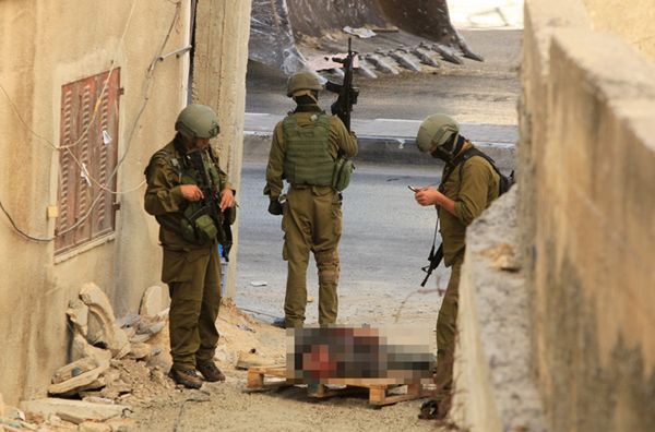 Izraelska armia prawdopodobnie zabiła Palestyńczyków podejrzanych o morderstwo nastolatków