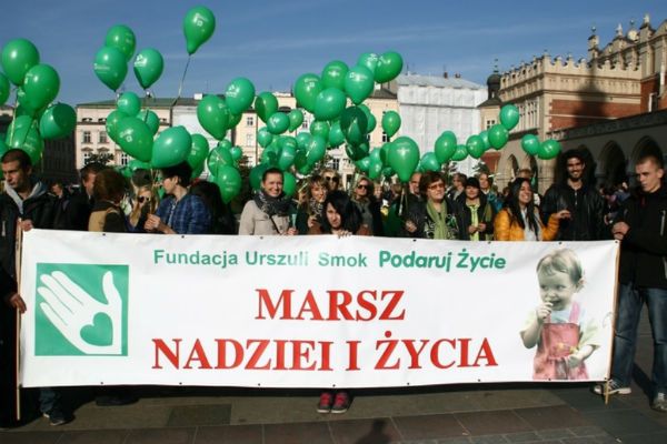 "Marsz Nadziei i Życia" przejdzie ulicami Krakowa. Pomóż spełnić marzenia chorych