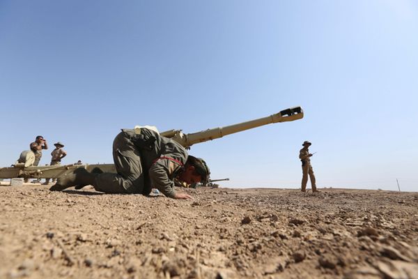 Ciężkie walki Kurdów z Państwem Islamskim w pobliżu miasta Kobane w Syrii