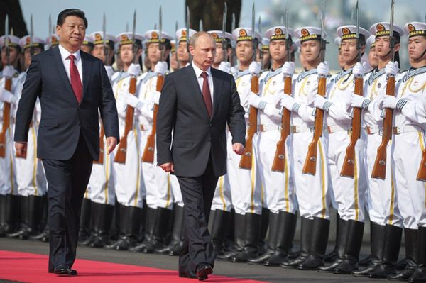 Sojusz militarny Chin i Rosji zarzewiem trzeciej wojny światowej?