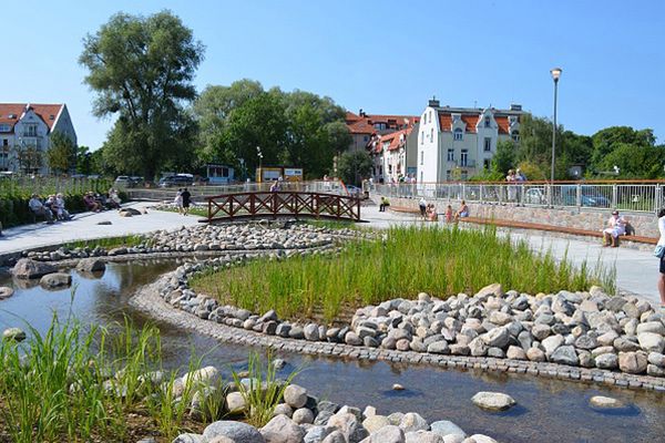 Nowa strefa relaksu w Sopocie: potok Felina, ławki i dużo zieleni