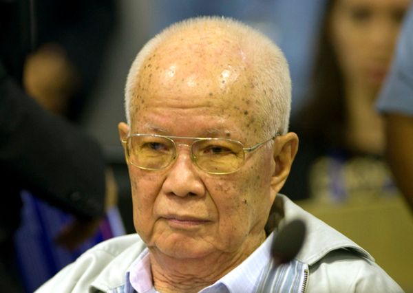 Kambodża: dwaj byli przywódcy Czerwonych Khmerów skazani na dożywocie