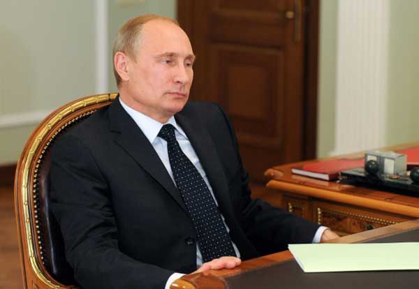Prezydent Putin bliski rekordu popularności